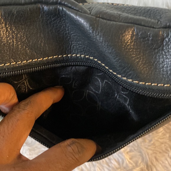 Fossil Crossbody - Picture 12 of 14